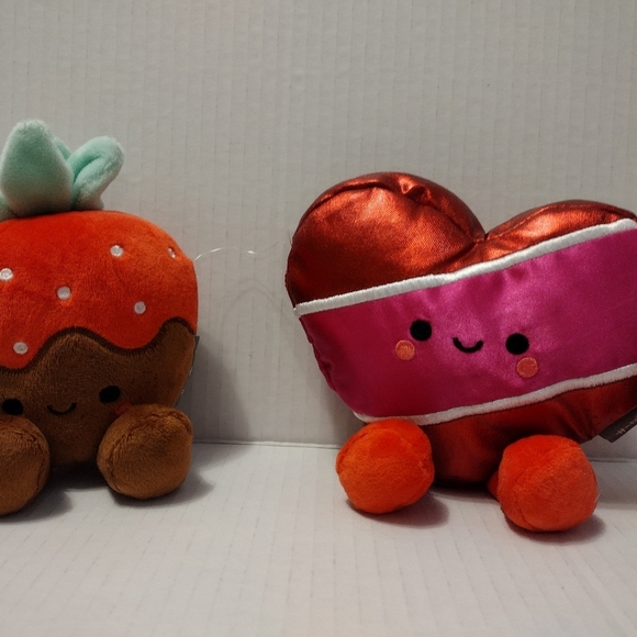 Valentine's Bundle Gift Pack - Picture 5 of 8